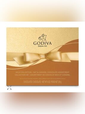 Godiva Gold Collection Nut & Caramel Chocolate Assortment - Gold